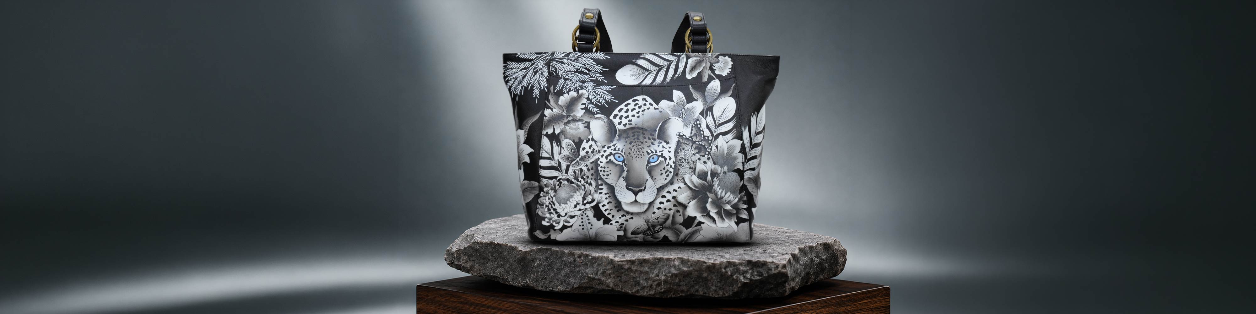 Shoulder Bags on Sale