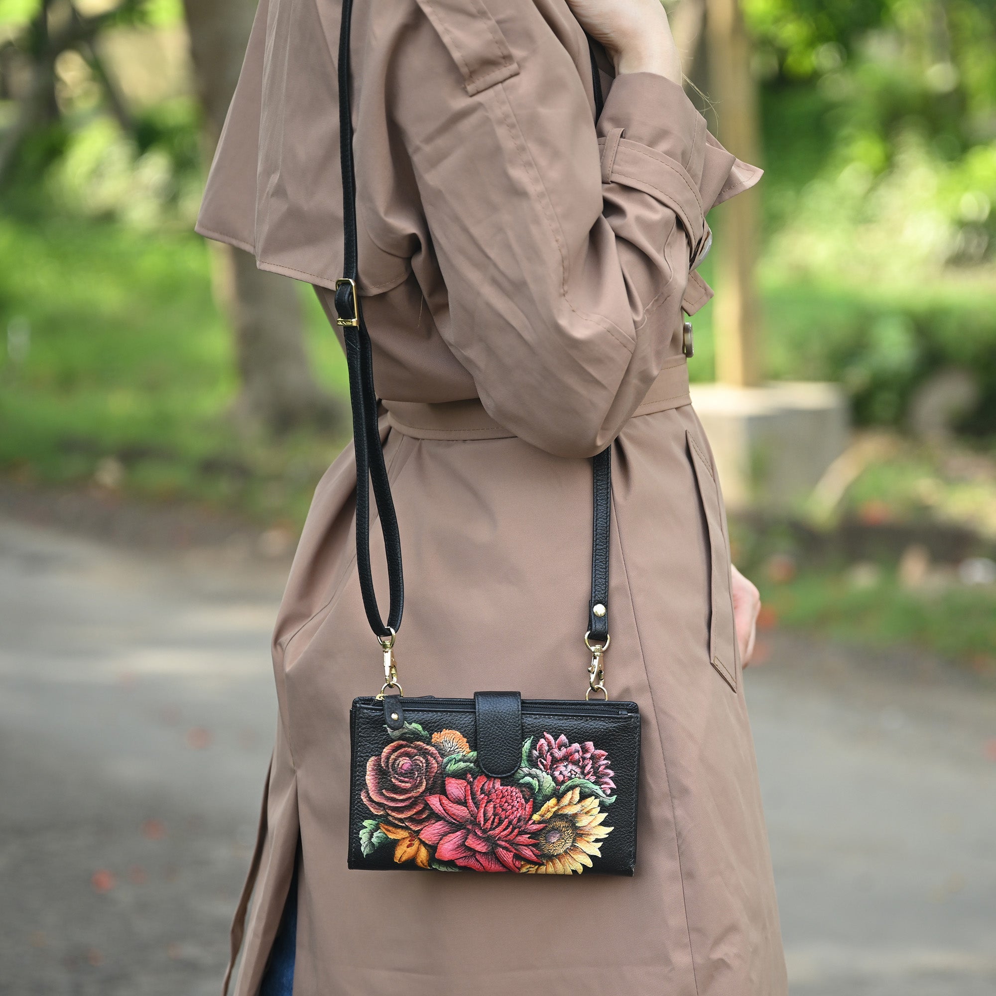 Cell Phone Case & Wallet - 1113