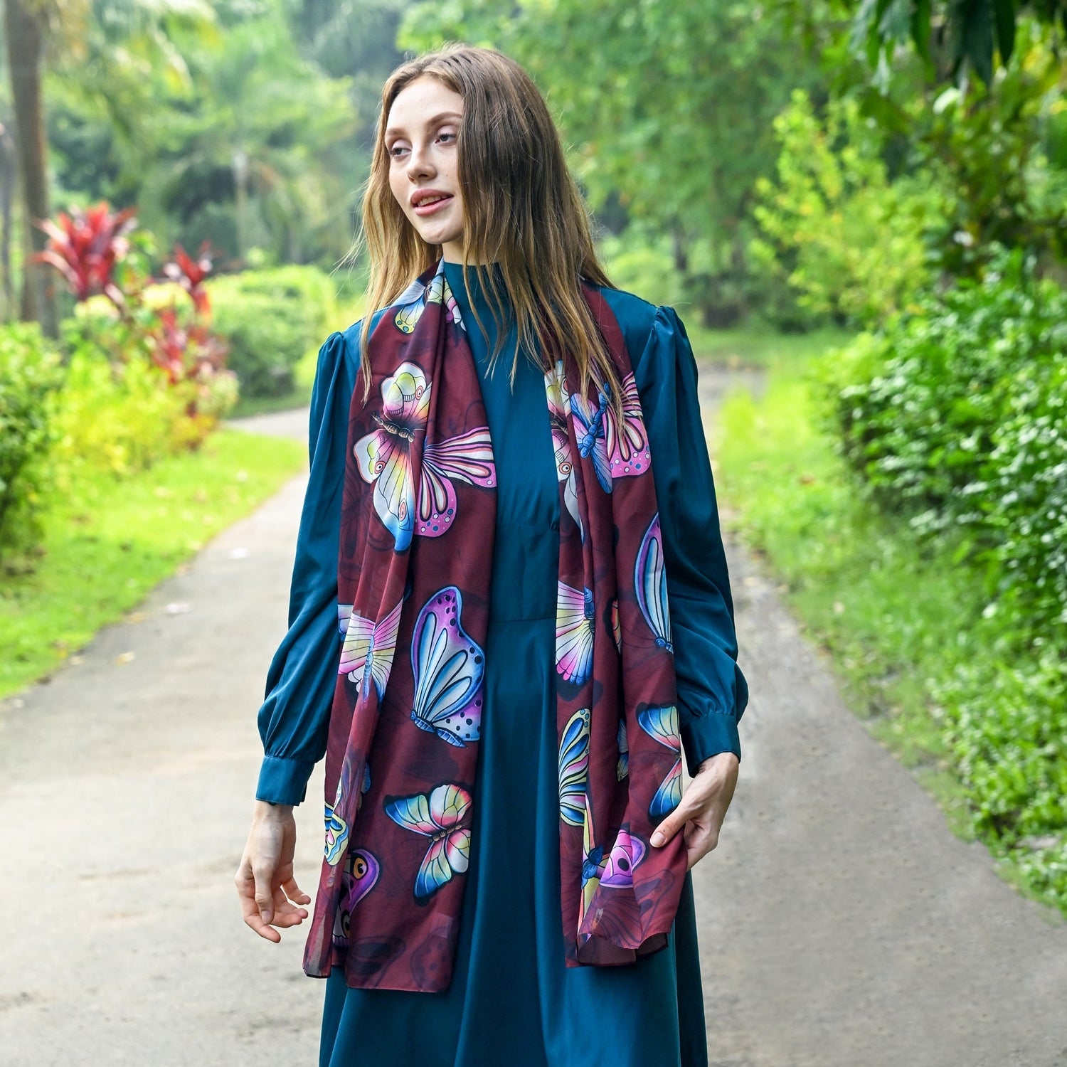Luxury Scarves Inspired by Nature - Anuschka (CA)
