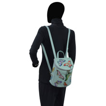 Load image into Gallery viewer, Bucket Backpack - 685
